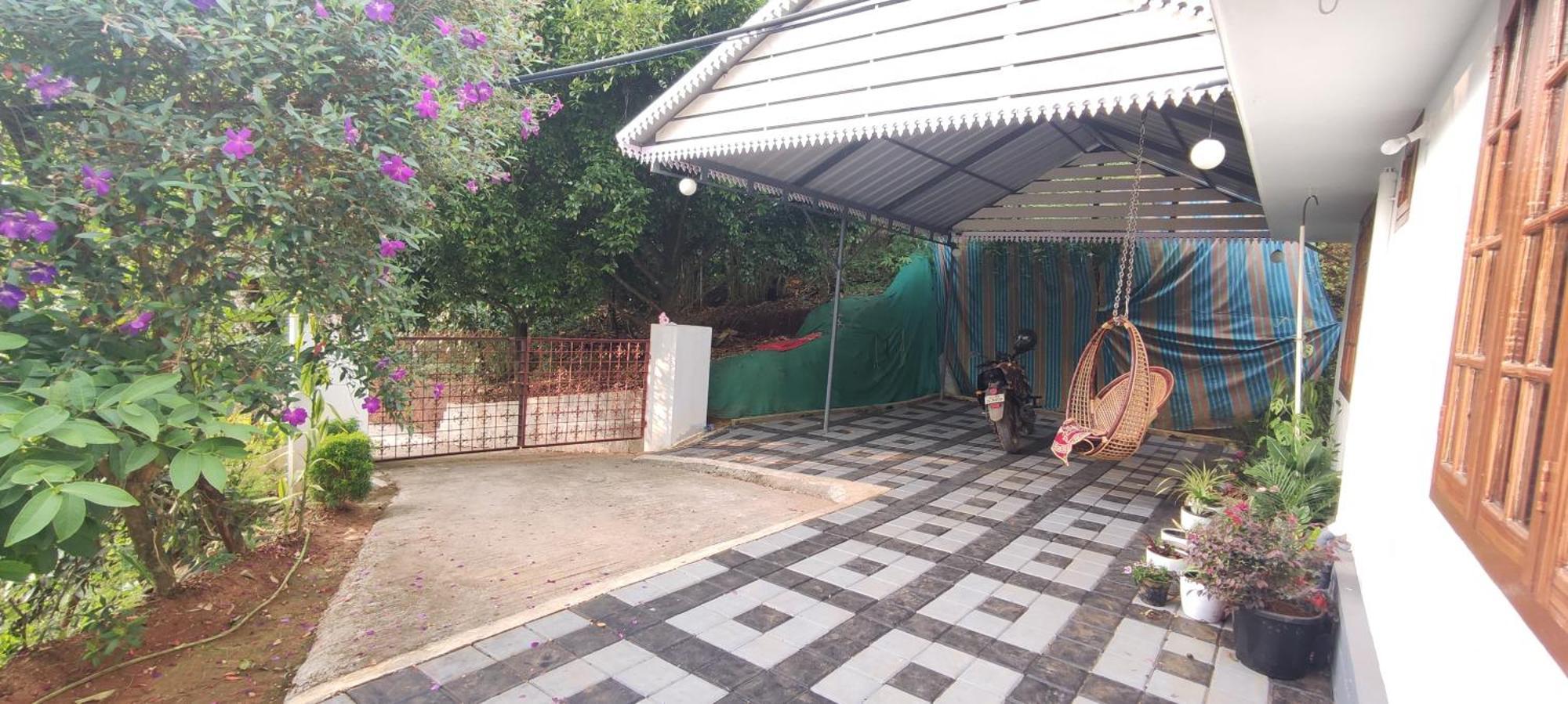 Koonamparayil Home Stay Munnar Anaviratty-Family Only מראה חיצוני תמונה