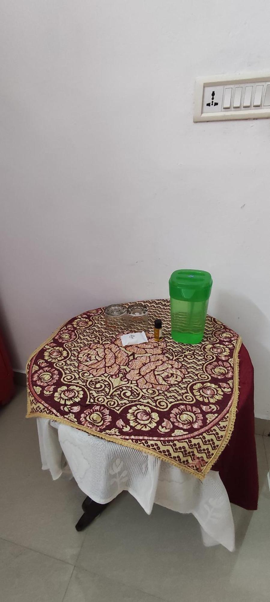 Koonamparayil Home Stay Munnar Anaviratty-Family Only מראה חיצוני תמונה