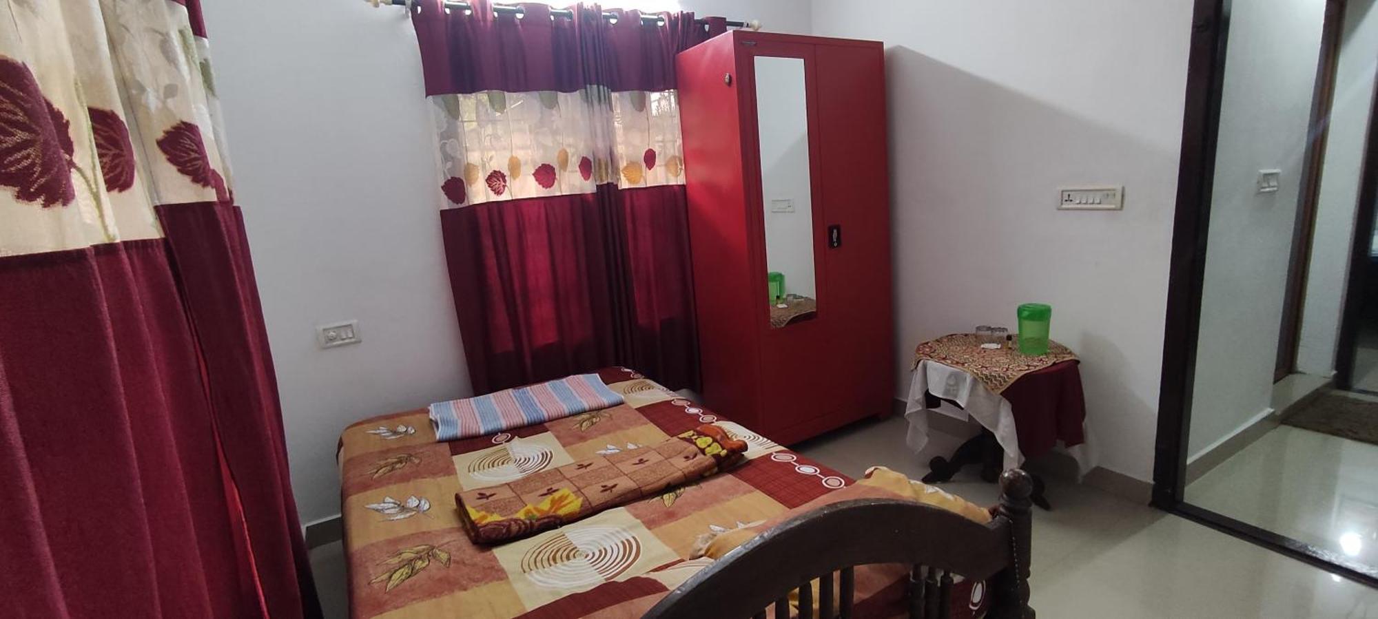 Koonamparayil Home Stay Munnar Anaviratty-Family Only מראה חיצוני תמונה